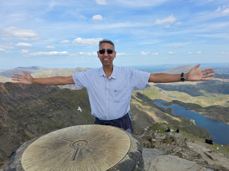 david scarlett on top of snowdon